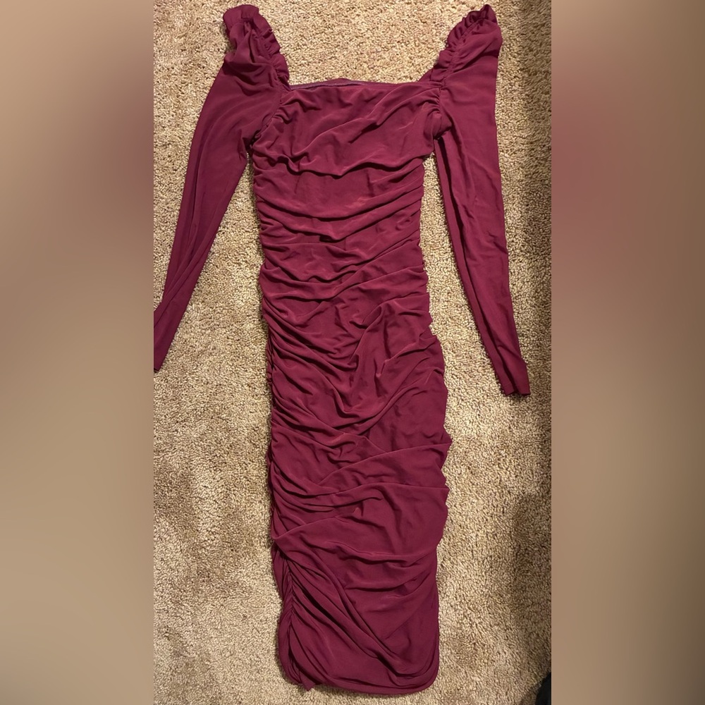 SHEIN Burgundy Long Sleeve Ruched Dress